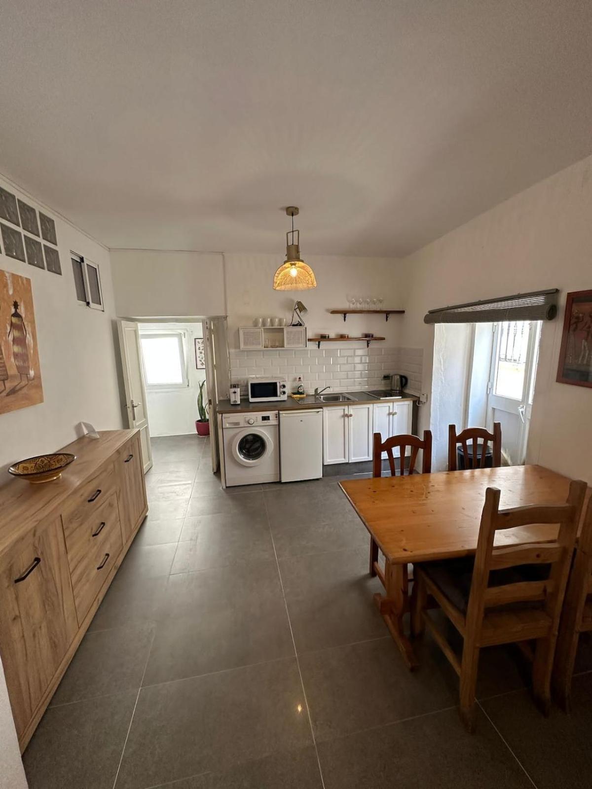 Apartment In Old Town With Roof Terrace And Fibre, Tarifa Zewnętrze zdjęcie